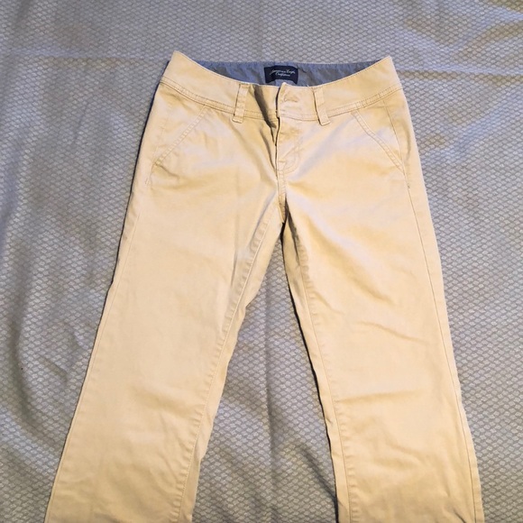 American Eagle Outfitters Pants - AE Khaki Pants